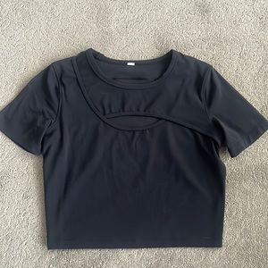 Lululemon crop shirt
